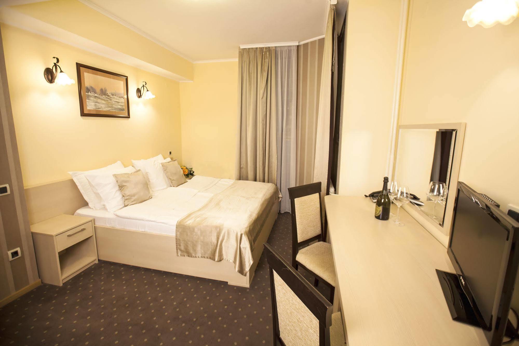Hotel Srbija Vrsac Exteriér fotografie