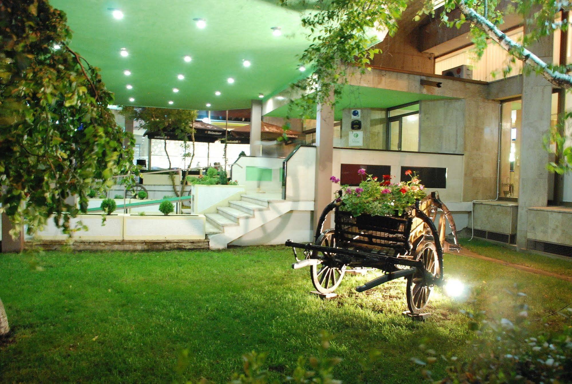 Hotel Srbija Vrsac Exteriér fotografie